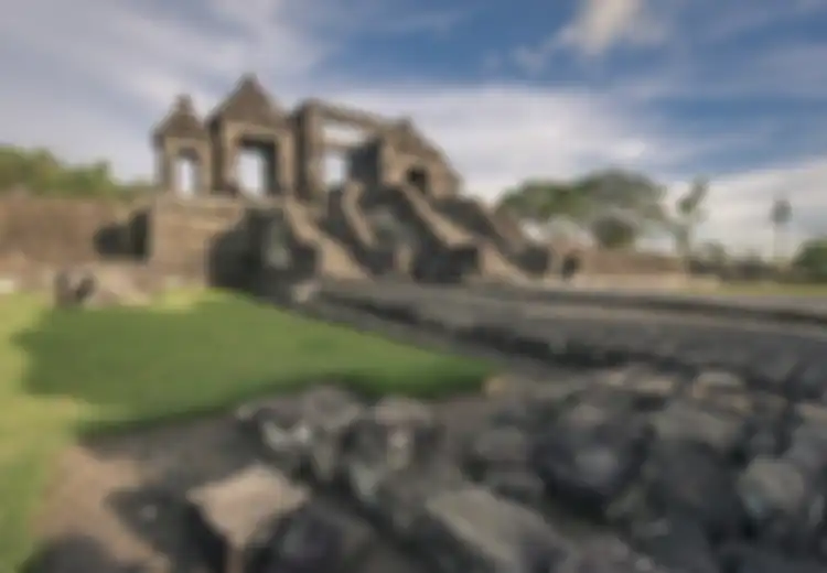 10 Candi Peninggalan Kerajaan Budha yang Harus Anda Ketahui, Apa Saja?