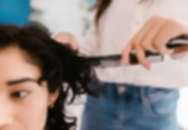 Tak Melulu Sial, Ini 4 Arti Mimpi Potong Rambut Menurut Primbon Jawa