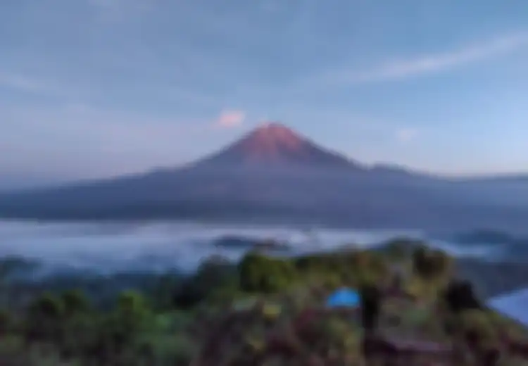 Kini Statusnya Jadi Awas, Begini Sejarah Pendakian Pertama Gunung Semeru