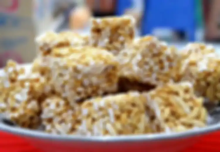Bukan Cuma Oliebollen, Ini Kuliner Indonesia yang Punya Kemiripan dengan Kuliner Luar Negeri