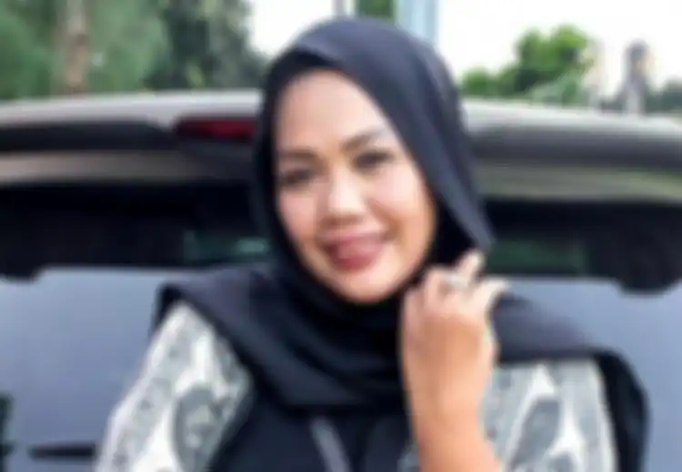 Peristiwa Artis ELly Sugigi Pakai Susuk Biar Laris, Benarkah Susuk Bisa Ubah Nasib Pemakainya Jadi Cantik?