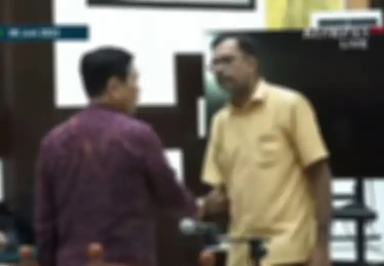 Persidangan Dugaan Pencemaran Nama Baik Luhut Binsar Panjaitan, Ini Pesan WA Haris Azhar Ke Sang Menteri