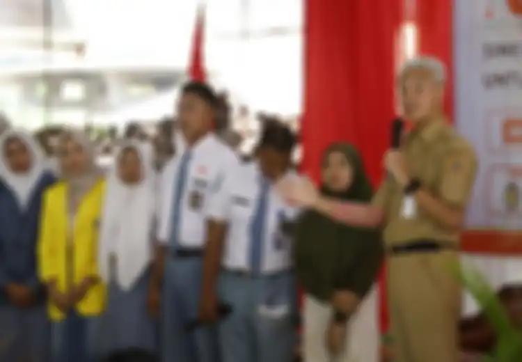 Di Hadapan Ganjar Pranowo, Siswi Ini Keceplosan, Di SMK Negeri Tempatnya Sekolah Ada Pungli Berkedok Infak