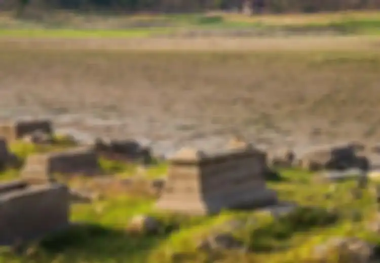 Misteri Makam-Makam Kuno di Waduk Gajah Mungkur, Saksi Bisu Peristiwa Penggusuran Warga pada 1970-an