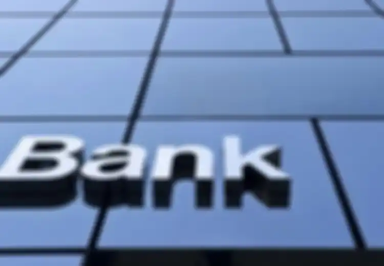 Analisis Beberapa Contoh Produk Dari Kedua Jenis Bank, yaitu Bank Umum dan Bank Perkreditan Rakyat!