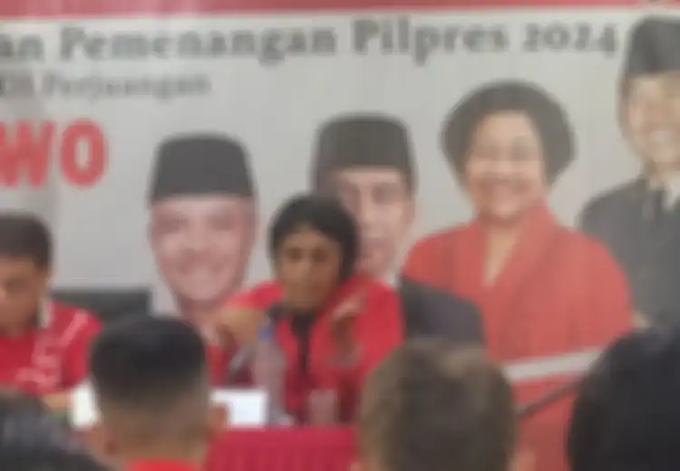 Sosok Ini Sebut Permintaan 3 Periode Jokowi Ditolak PDIP Jadi Pangkal Masalah, Puan Maharani Malah Bilang Begini