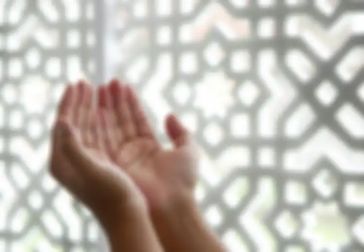 Apa Dalil Dan Hukum Mengerjakan Sholat Sunnah Sebelum Tarawih?
