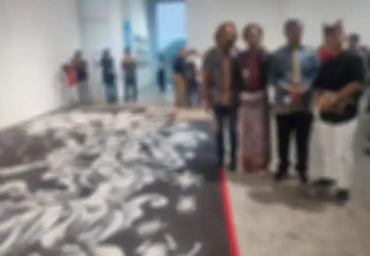 Pameran Lukisan Garam 'Pranata Banyu'  Kolaborasi Eggy Yunaedi dan Petani Garam Lasem