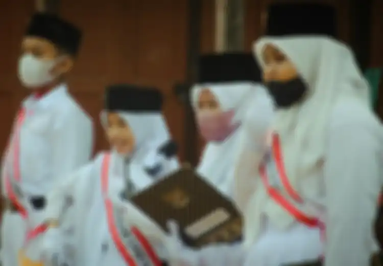 Strategi Meningkatkan Internalisasi Pancasila sebagai Identitas Nasional Indonesia