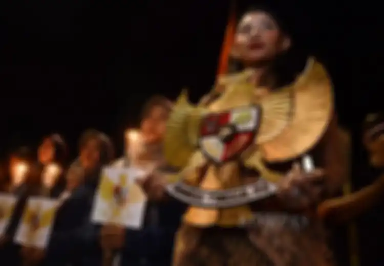 Fungsi Pancasila dalam Hubungannya dengan Pengaruh Budaya Asing dan Kemajuan Iptek