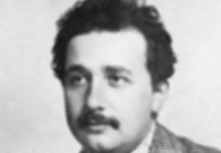 Beberapa Hal yang Perlu Kamu Tahu tentang Sang Jenius Albert Einstein