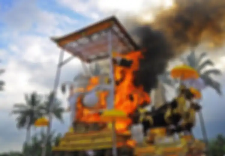 Salah Satu Tradisi yang Terkenal di Bali adalah Upacara Ngaben, Apa Maknanya ?