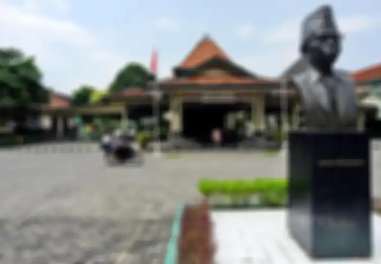 Siapakah Tokoh-tokoh Pendidikan Internasional yang Mempengaruhi Pemikiran Ki Hadjar Dewantara tentang Pendidikan?