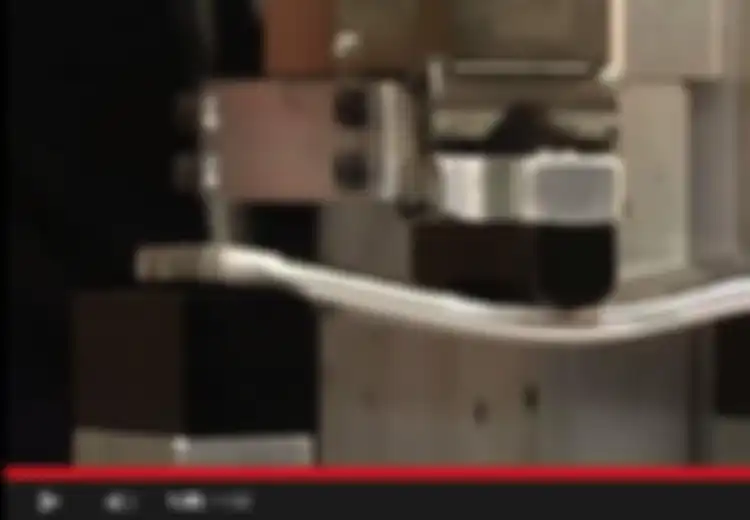 (VIDEO) Galaxy S6 Edge Bisa Patah, Samsung Bikin Video 'Protes'