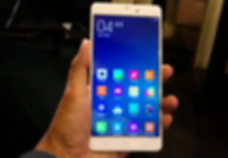 Kamera Smartphone Xiaomi Mi Note Bisa Memprediksi Umur Seseorang