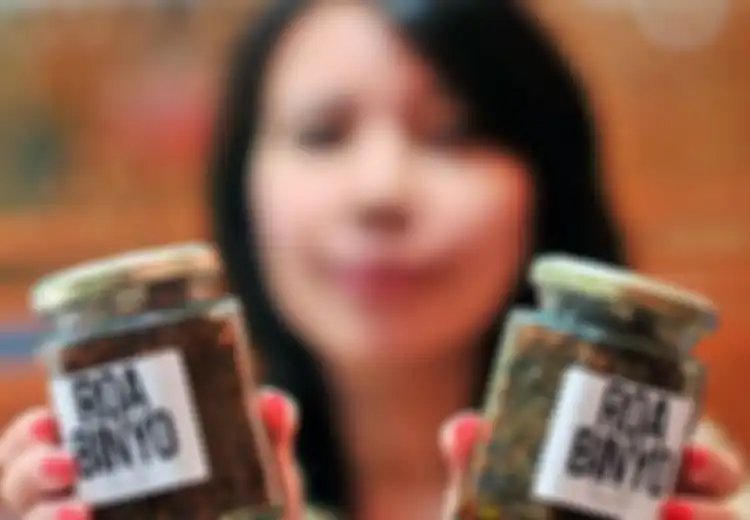 Menjual Pedas dalam Sebuah Botol: Sambal De Binyos (3)