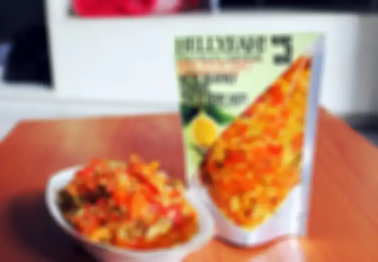 Menjual Pedas dalam Sebuah Botol: Sambal Hellyeah (2)