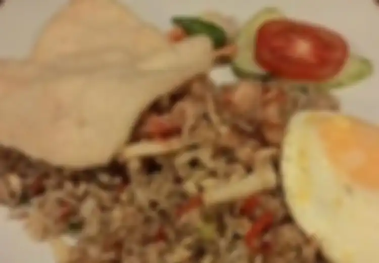 Pedasnya Nasi Marah di Waroeng Bandung
