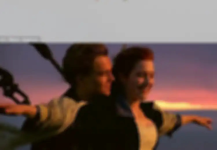 Unik, Aksi Burung Hantu Ini Mirip dengan Adegan Romantis Film Titanic