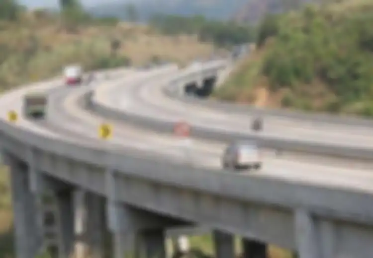 Ternyata, Masalah 'Klasik' Inilah yang Bikin Indonesia Kalah Pesat Dibanding Malaysia dalam Pembangunan Jalan Tol