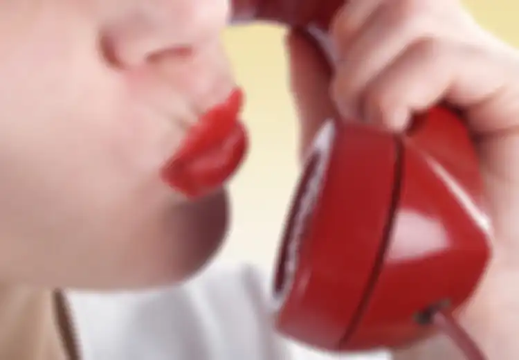 5 Tips untuk yang Baru Mencoba Phone Sex