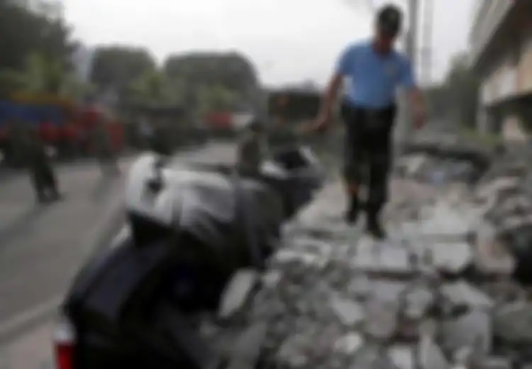 Selamatkan Diri Anda saat Gempa dengan Melakukan Ini