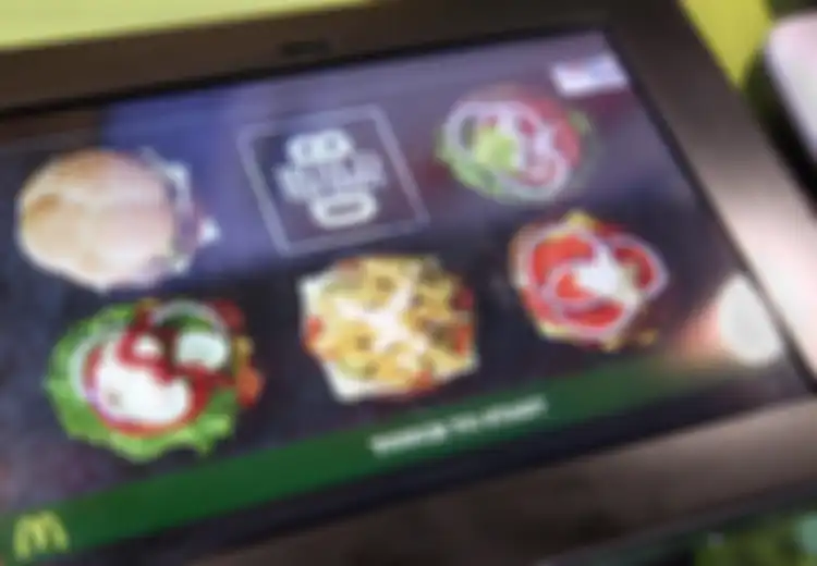 McDonalds Akan Mengganti Karyawannya dengan Komputer Tablet