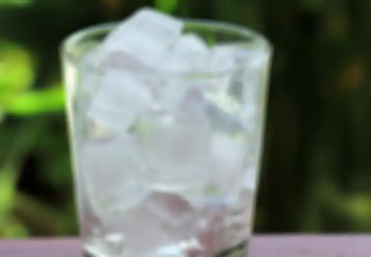 Bongkahan Es Batu dan Pelajaran Rendah Hati