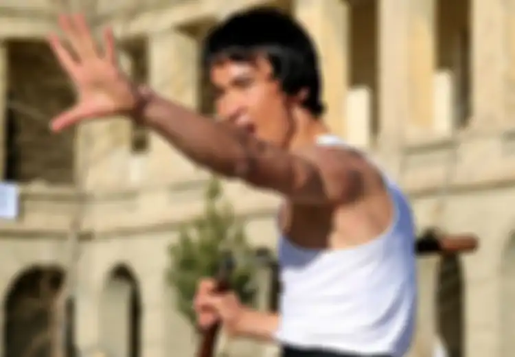 Abbas Alizada: Kisah Sukses Bruce Lee yang Berakhir Tragis