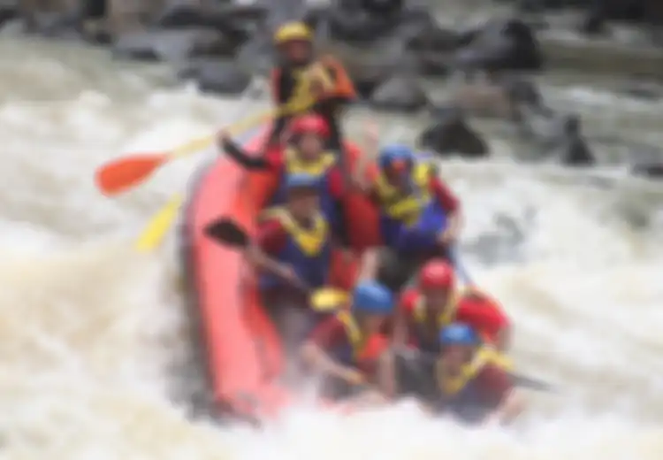 Bahaya Undercut pada Arung Jeram