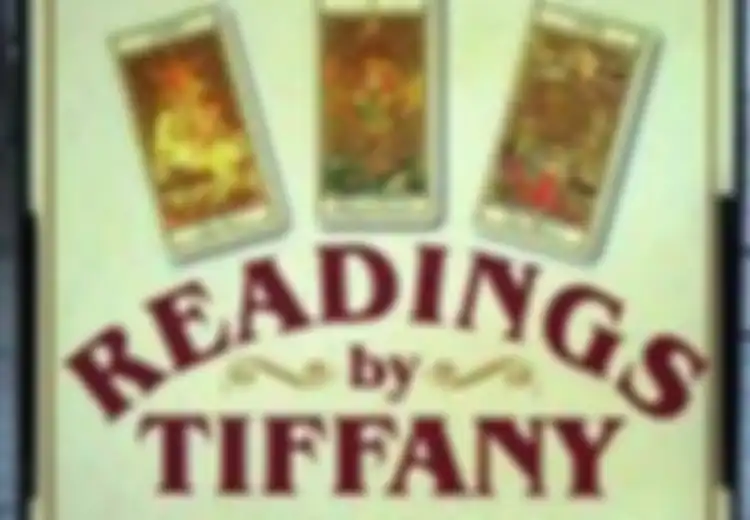 Siapa Bilang Tarot untuk Meramal?