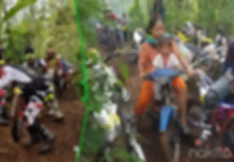 Ketika Para Crooser Bersusah Payah, Ibu Ini Santai Saja