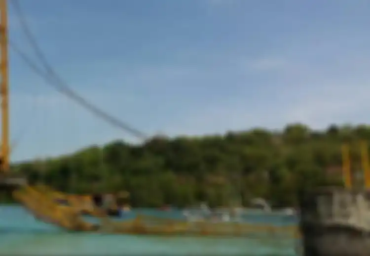 Robohnya Jembatan Kuning Bali, Lokasi yang “Instagramable”