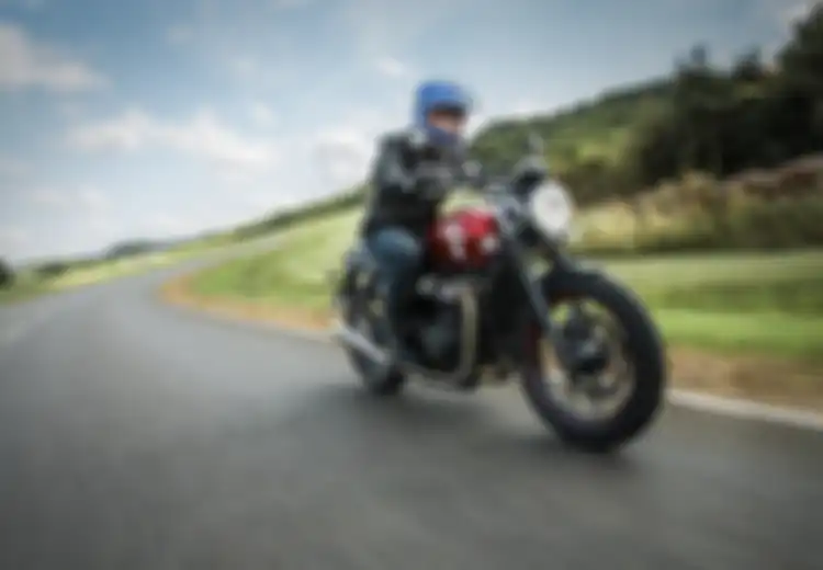 4 Motor Modern Dengan Bentuk Klasik Ini Bikin Kita Bernostalgia