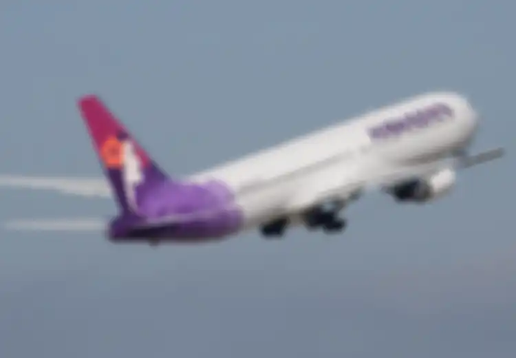 Orang Gemuk Dilarang Naik Pesawat Hawaiian Airlines