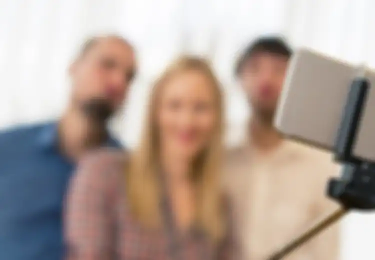 5 Ponsel Terbaik Untuk Selfie di Harga Rp3 - 5 Juta