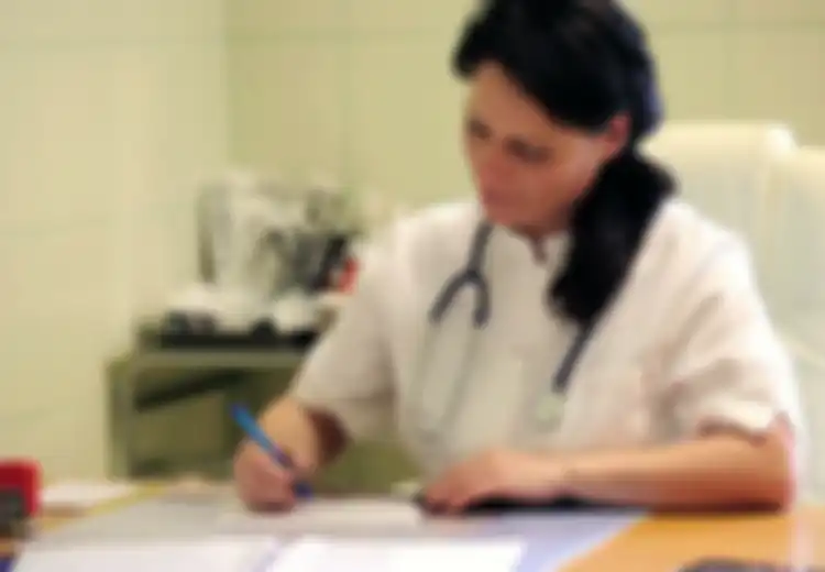 Beginilah Seni Menulis Resep Para Dokter Bijak