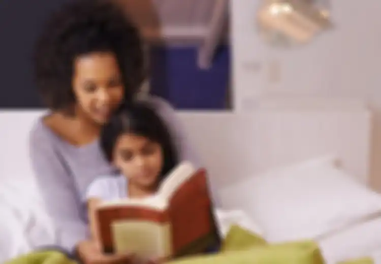 Untuk (calon) Ibu, Mau Otak Anak Kian Berkembang? Bacakan Buku Cerita Untuk Mereka