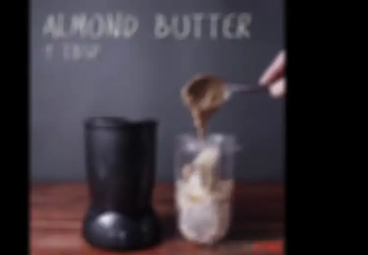 Resep Sarapan Sehat: Smoothie Kopi-Pisang yang Bikin Kita Sehat dan Berenergi