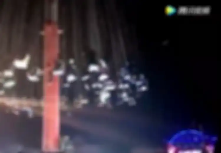Mengerikan! Wahana ‘Ontang-Anting’ di China Runtuh saat Dinaiki (VIDEO)