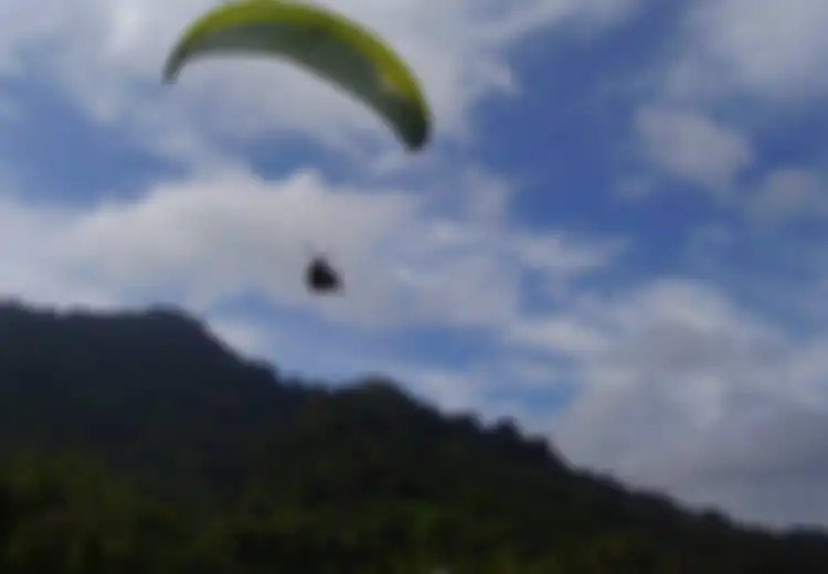 Jangan Salah Paham, Terjun Payung Tak Sama dengan Paralayang