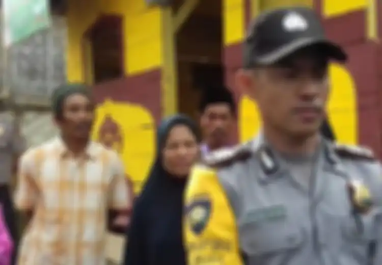 Polisi Muda Ini Ubah Lokasi Prostitusi Dan Miras Jadi Tempat Mengaji Dengan Uang Pribadinya