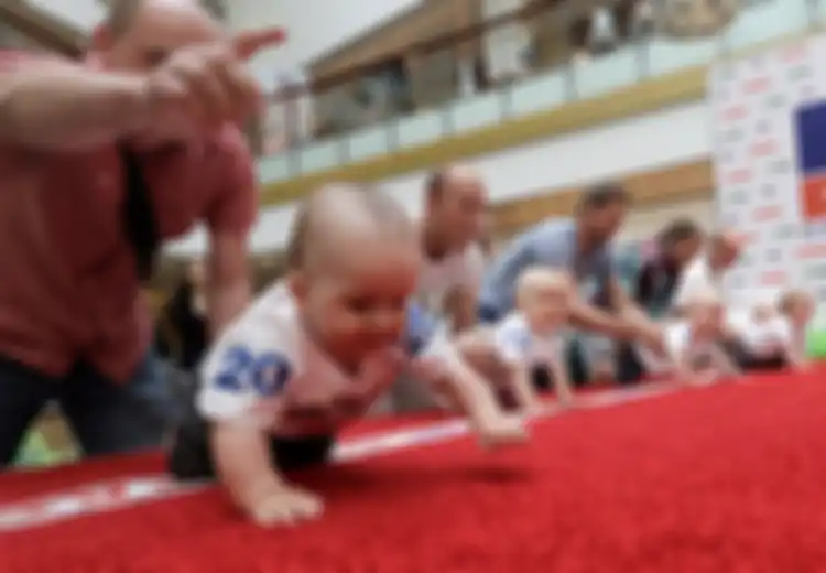 Ingin Anak Semakin Pintar? Ayah Wajib Semakin Sering Bersama Bayi