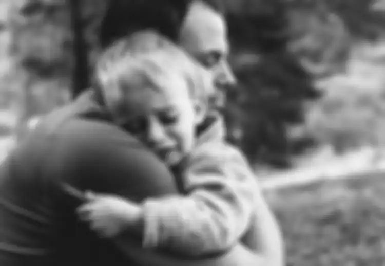 Para Ayah, Jangan Pernah Serahkan Semua Urusan Kecerdasan Emosional Anak pada Ibunya. Ini Alasannya