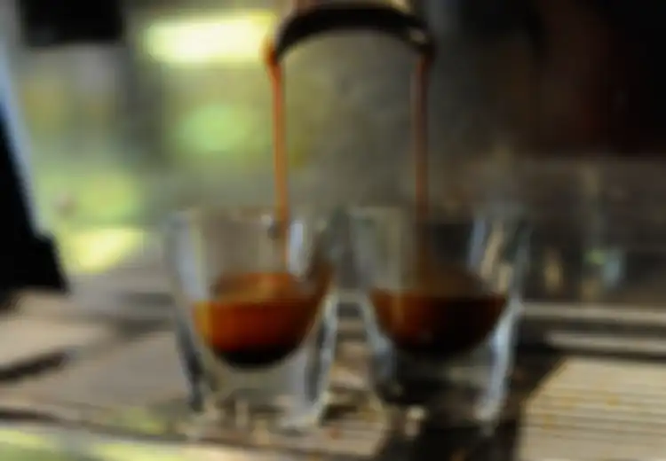 Anda Pencinta Kopi Tapi Ingin Punya Tidur yang Nyenyak? Inilah Waktu Terbaik untuk Anda Minum Kopi
