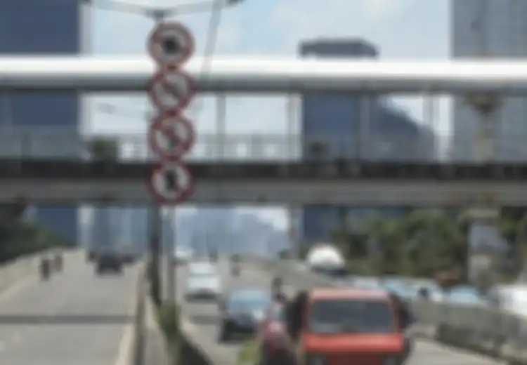 Ojek Online Blokir JLNT Casablanca: Inilah Kelompok Masyarakat yang Paling 'Doyan' Melanggar Aturan Lalu Lintas