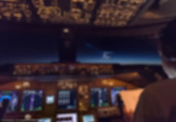 Pilot Ini Kaget Bukan Kepalang saat Melihat Sebuah Rudal yang Tiba-tiba Meluncur ke Arah Pesawatnya