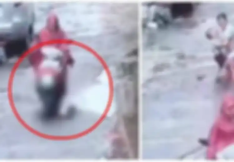 (VIDEO) Detik-detik Seorang Ibu Naik Motor Melindas Bocah 3 Tahun yang Lansung Tancap Gas Tanpa Rasa Bersalah