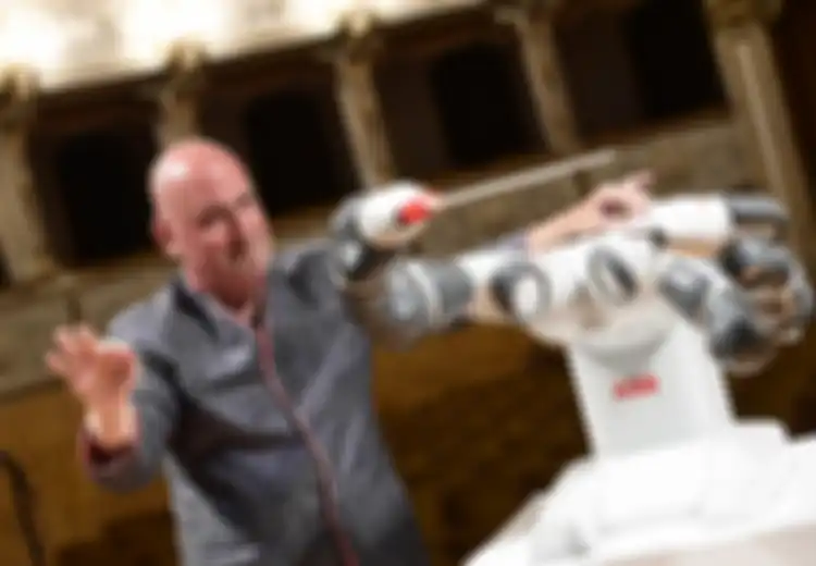 YuMi, Robot Konduktor Pertama di Dunia