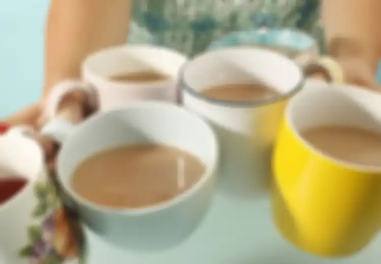 Perhatian, Ini Kabar Buruk Bagi Karyawan yang Suka Minum Teh atau Kopi Menggunakan Mug di Kantor